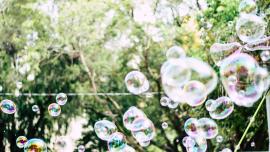DIY Bubble Juice, make your own bubbles for blowing